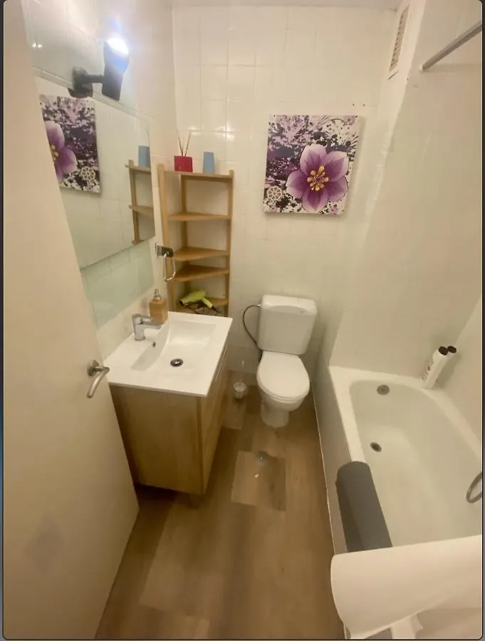 Apartamento Plaza De Los Naranjos Centro マルベーリャ 0*,  スペイン